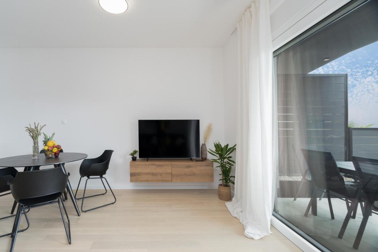 Apartman Ivan Krk Krk Town Bagian luar foto