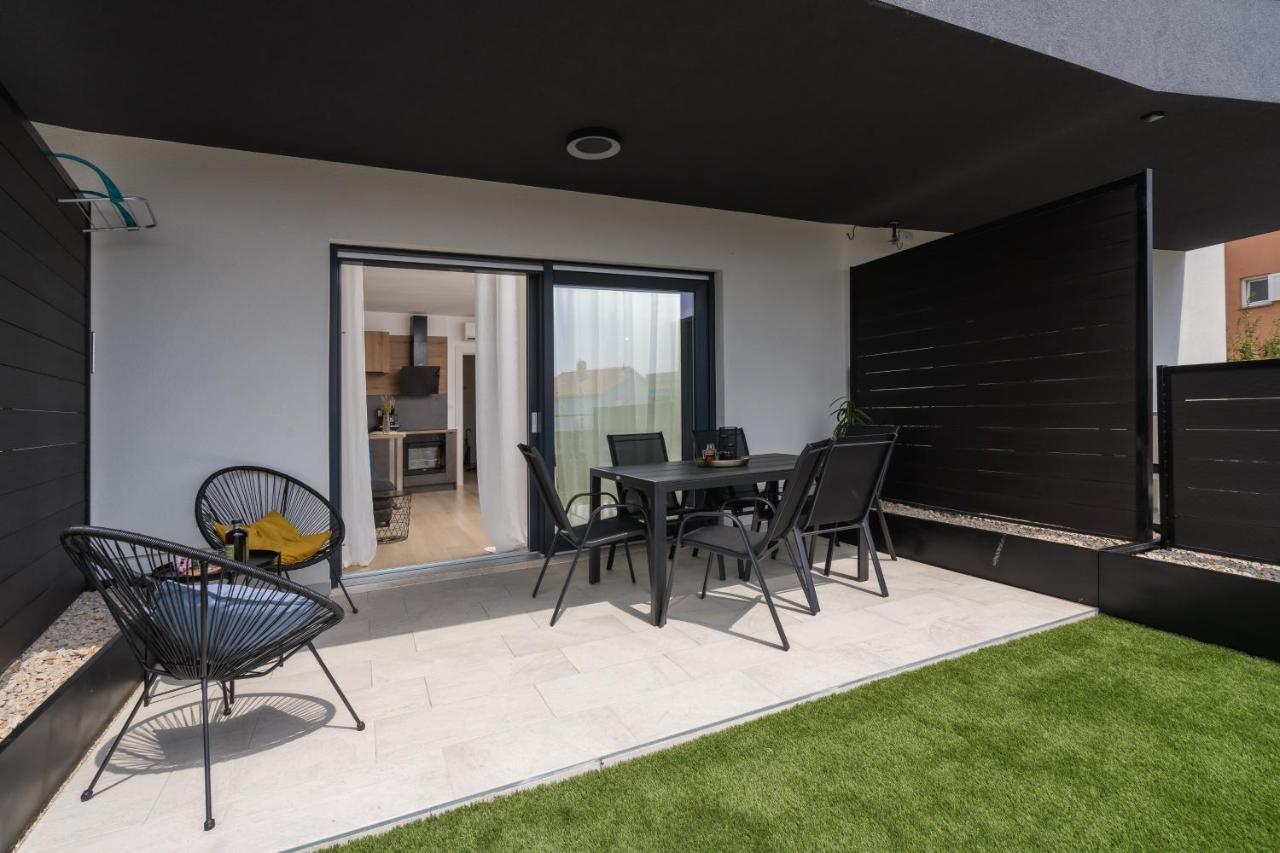 Apartman Ivan Krk Krk Town Bagian luar foto