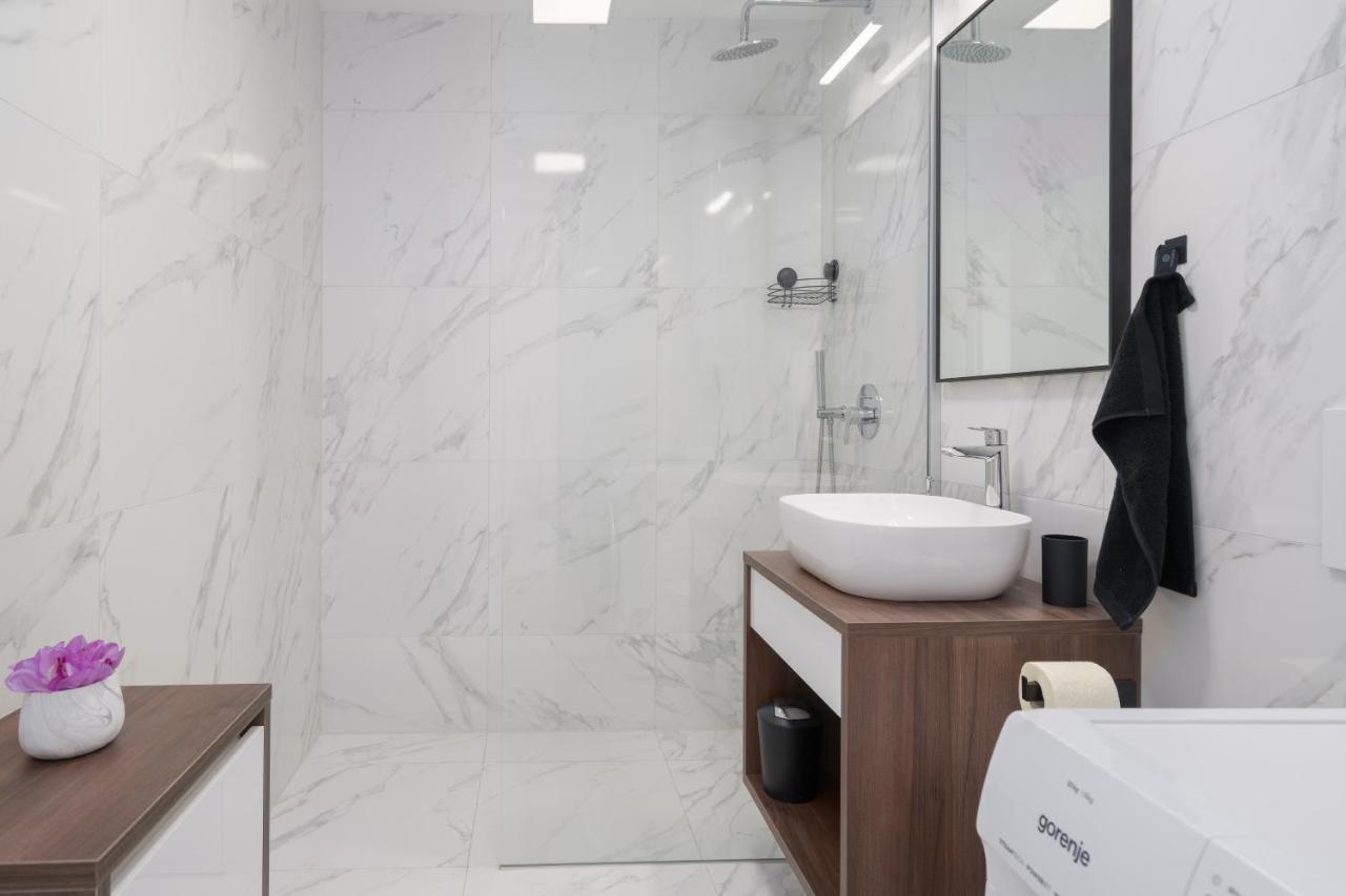 Apartman Ivan Krk Krk Town Bagian luar foto